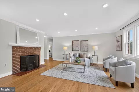 Living - 1802 61st Ave, Cheverly, MD 20785 photo 1 of 4