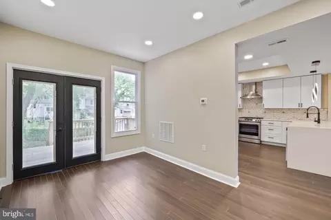 Entry Way - 3713 35th St, Mount Rainier, MD 20712 photo 3 of 3