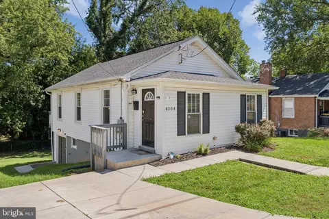 4204 Urn St, Capitol Heights, MD 20743