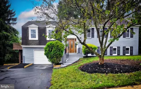 315 Bentwood Dr, Fort Washington, MD 20744