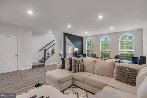 Entry Way - 9719 Vang Dr, Lanham, MD 20706 photo 5 of 9