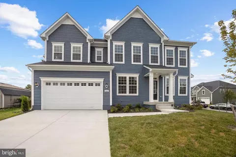 7001 Rosecrans Dr, Temple Hills, MD 20748