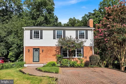 15903 Sherwood Ave, Laurel, MD 20707