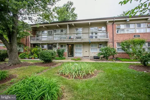 7402 18th Ave #14, Hyattsville, MD 20783