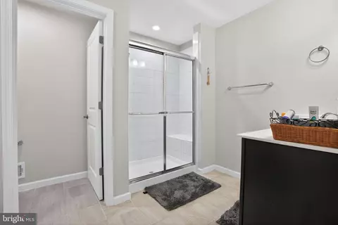 Entry Way - 10410 John Glenn St, Lanham, MD 20706 photo 10 of 10