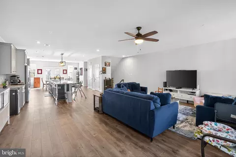 Entry Way - 10410 John Glenn St, Lanham, MD 20706 photo 2 of 10