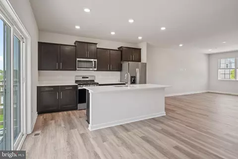 16649 Green Glade Dr, Brandywine, MD 20613 photo 8
