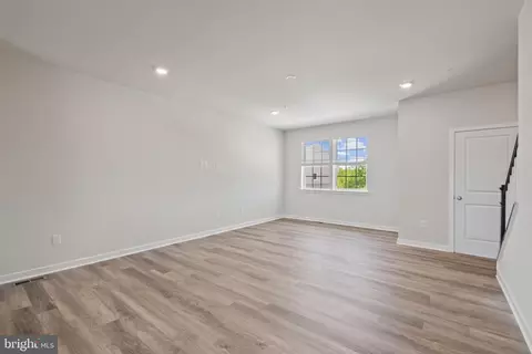 16649 Green Glade Dr, Brandywine, MD 20613 photo 10