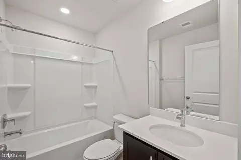16649 Green Glade Dr, Brandywine, MD 20613 photo 17