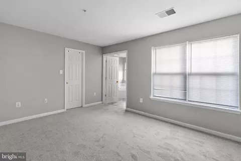 Bedroom - 9613 Quiet Brook Ln, Clinton, MD 20735 photo 3 of 3