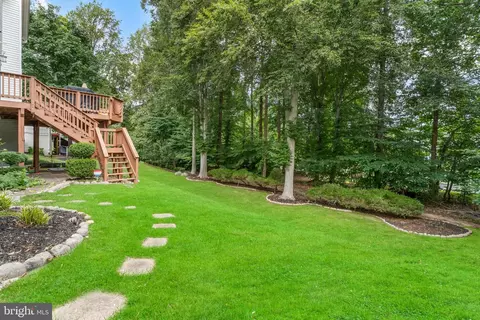 Exterior - 10206 Thundercloud Ct, Springdale, MD 20774 photo 6 of 8