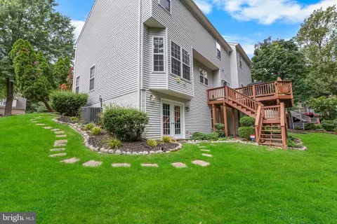 Exterior - 10206 Thundercloud Ct, Springdale, MD 20774 photo 7 of 8