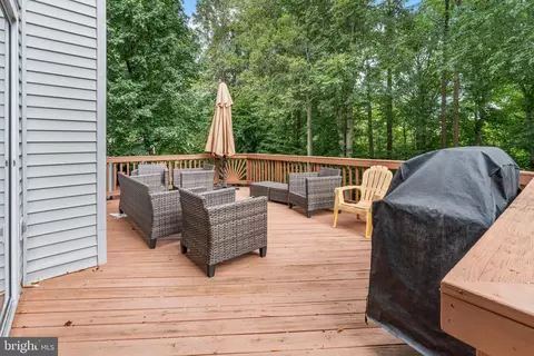 Exterior - 10206 Thundercloud Ct, Springdale, MD 20774 photo 3 of 8