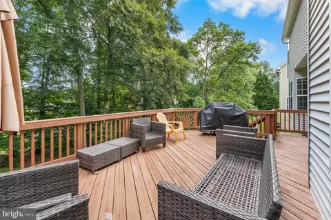 Exterior - 10206 Thundercloud Ct, Springdale, MD 20774 photo 5 of 8