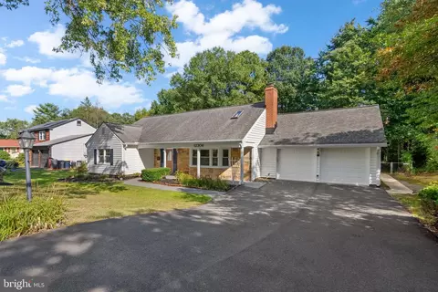 Exterior - 12306 Shadetree Ln, Laurel, MD 20708 photo 4 of 8