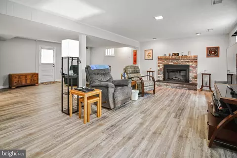 9109 Cheltenham Dr, Brandywine, MD 20613 photo 29