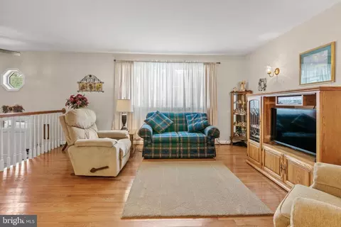 9109 Cheltenham Dr, Brandywine, MD 20613 photo 14
