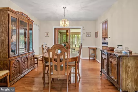 9109 Cheltenham Dr, Brandywine, MD 20613 photo 15