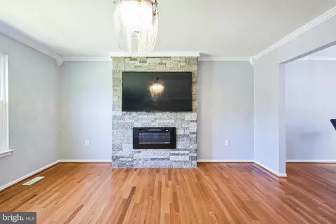 6229 Wolverton Ln, Clinton, MD 20735 photo 4