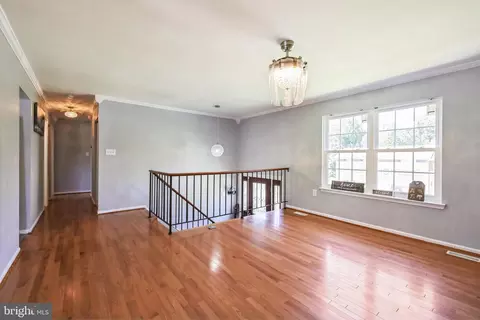 6229 Wolverton Ln, Clinton, MD 20735 photo 6