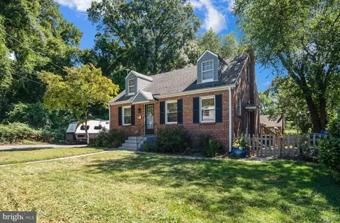 9109 48th Pl, College Park, MD 20740