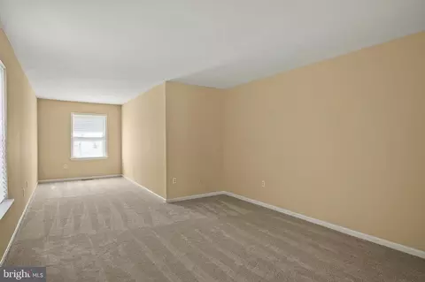 Living - 8424 Oak Stream Dr, Laurel, MD 20708 photo 8 of 12