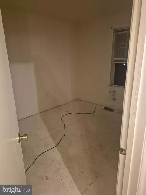 9203 Foxcroft Ave, Clinton, MD 20735 photo 5
