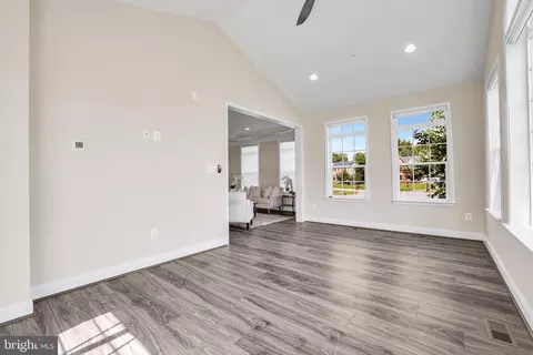Entry Way - 3709 Celeste Bruce Cir, Bowie, MD 20721 photo 10 of 22
