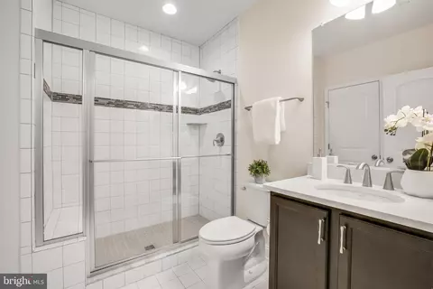 Bath - 3709 Celeste Bruce Cir, Bowie, MD 20721 photo 10 of 10