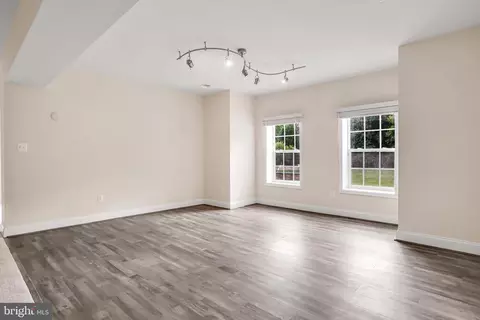 Living - 3709 Celeste Bruce Cir, Bowie, MD 20721 photo 9 of 13