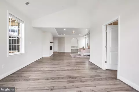 Entry Way - 3709 Celeste Bruce Cir, Bowie, MD 20721 photo 19 of 22