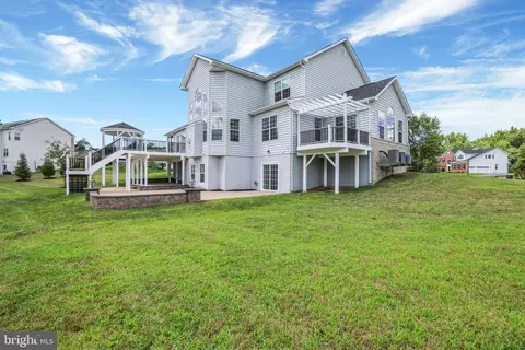 Exterior - 3709 Celeste Bruce Cir, Bowie, MD 20721 photo 11 of 12