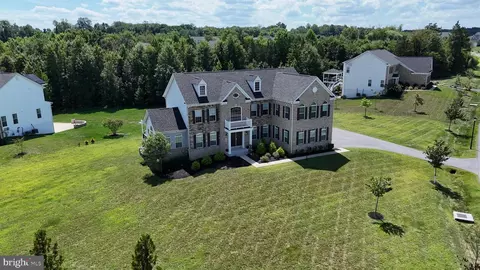 View/Area - 3709 Celeste Bruce Cir, Bowie, MD 20721 photo 2 of 6