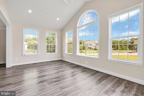 Entry Way - 3709 Celeste Bruce Cir, Bowie, MD 20721 photo 11 of 22