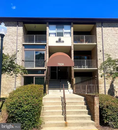 7824 Hanover Pkwy #432, Greenbelt, MD 20770