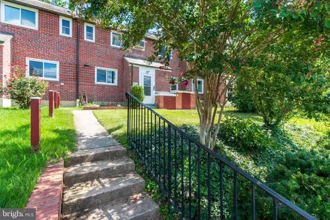 56 E Crescent Rd, Greenbelt, MD 20770