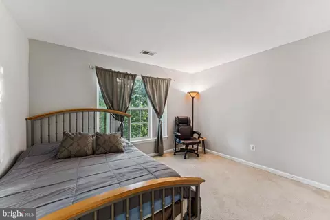 Bedroom - 8108 Whittham Dr, Brandywine, MD 20613 photo 3 of 8