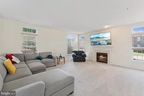 Living - 8108 Whittham Dr, Brandywine, MD 20613 photo 1 of 3