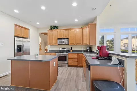 Kitchen - 8108 Whittham Dr, Brandywine, MD 20613 photo 3 of 3