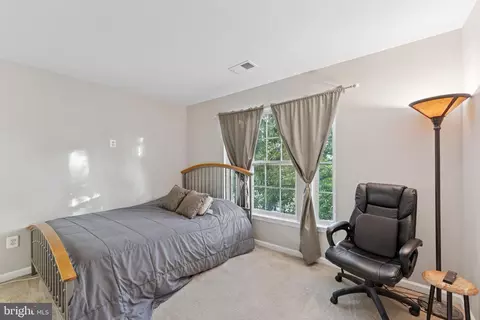Bedroom - 8108 Whittham Dr, Brandywine, MD 20613 photo 4 of 8