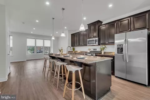 10507 Richmond Irving Ct, Marlboro, MD 20772