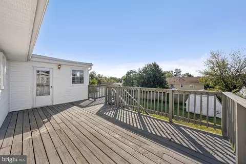 Exterior - 6805 Sunset Ter, Lanham, MD 20706 photo 3 of 4