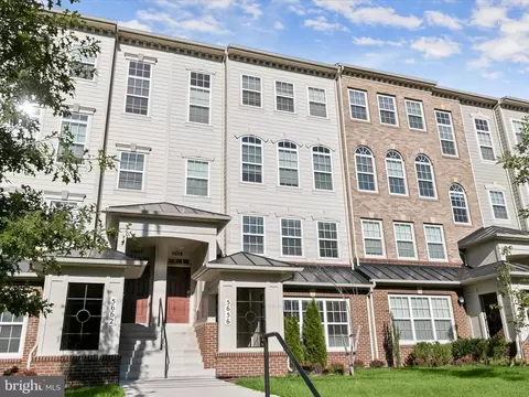5656 Lanteen St, Lanham, MD 20706