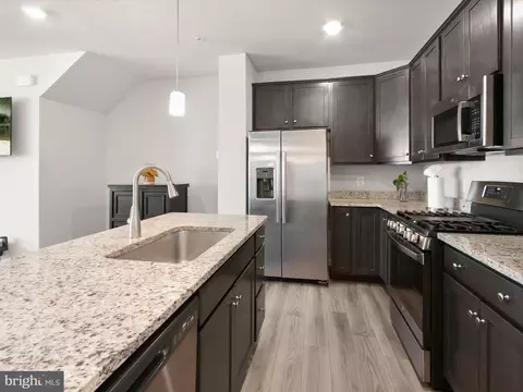 5656 Lanteen St, Lanham, MD 20706 photo 11