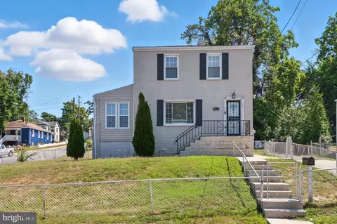 615 60th Pl, Capitol Heights, MD 20743