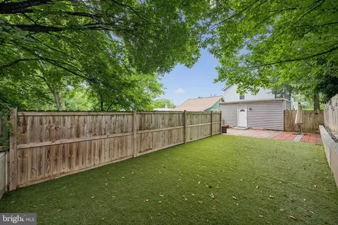 Exterior - 4014 37th St, Mount Rainier, MD 20712 photo 4 of 5