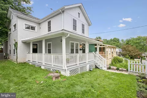 Exterior - 4014 37th St, Mount Rainier, MD 20712 photo 2 of 5
