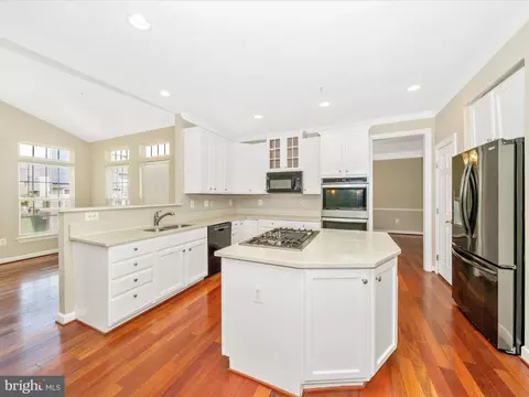 2307 Nicol Cir, Bowie, MD 20721