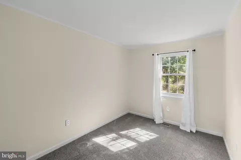 8493 Snowden Oaks Pl, Laurel, MD 20708 photo 14