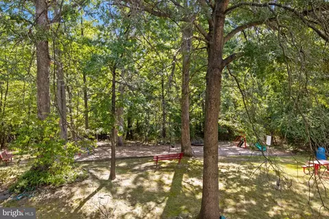 8493 Snowden Oaks Pl, Laurel, MD 20708 photo 40